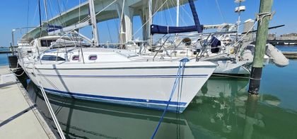 37' Catalina 2009 Yacht For Sale